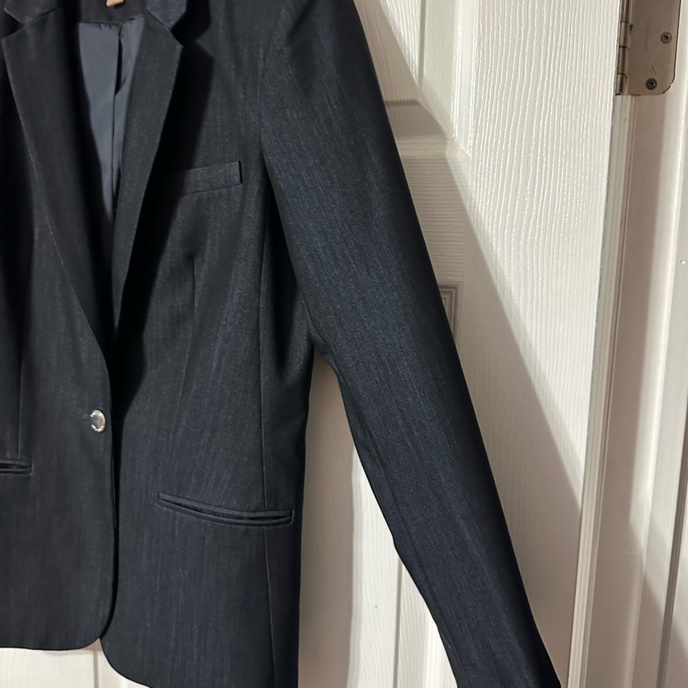 Calvin Klein Women’s Single Button Front Career Blazer - Picture 8 of 16